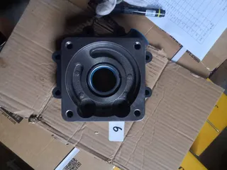 Насос КПП хода ZL40.6.1
